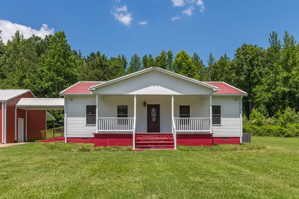 100 Asbury Drive New Johnsonville TN 37134