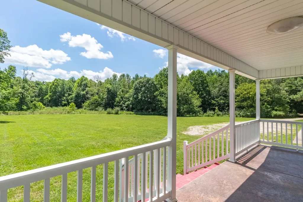 100 Asbury Drive New Johnsonville TN 37134