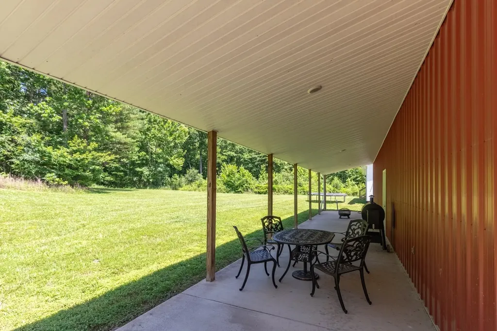 100 Asbury Drive New Johnsonville TN 37134
