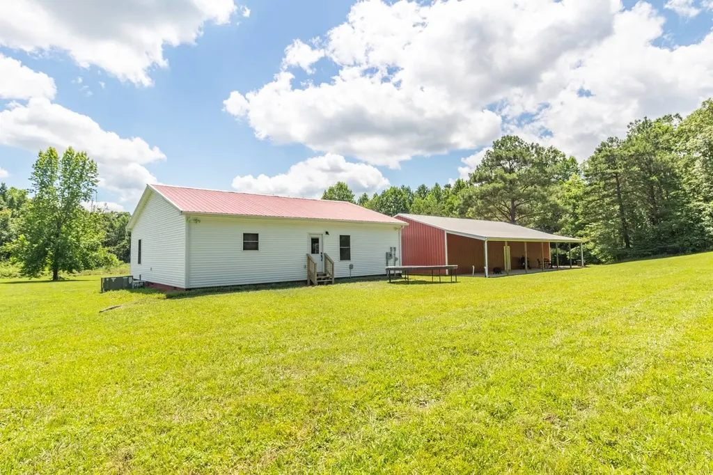100 Asbury Drive New Johnsonville TN 37134