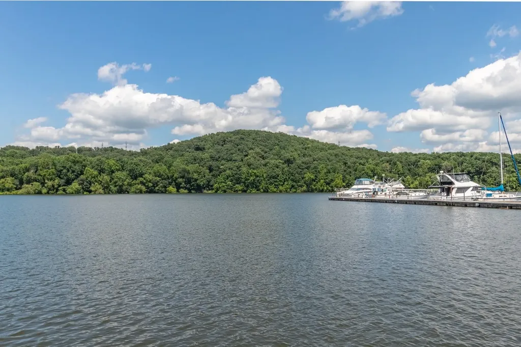 100 Asbury Drive New Johnsonville TN 37134