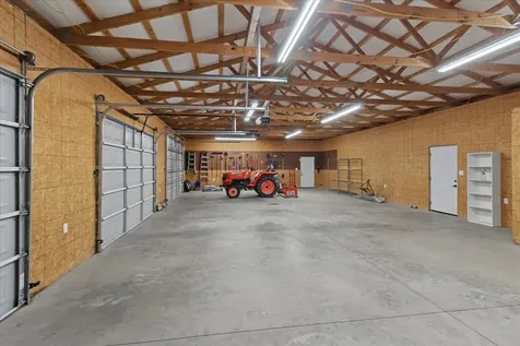 100 Asbury Drive New Johnsonville TN 37134