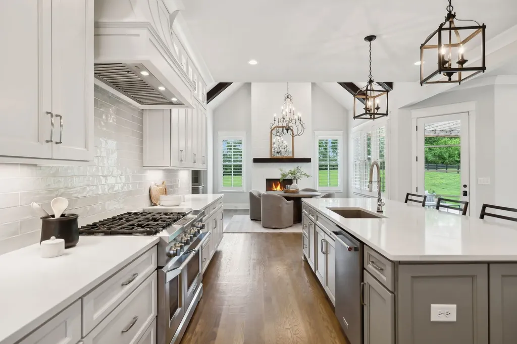 1013 Buena Vista Drive Franklin TN 37069
