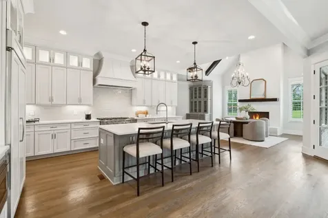 1013 Buena Vista Drive Franklin TN 37069