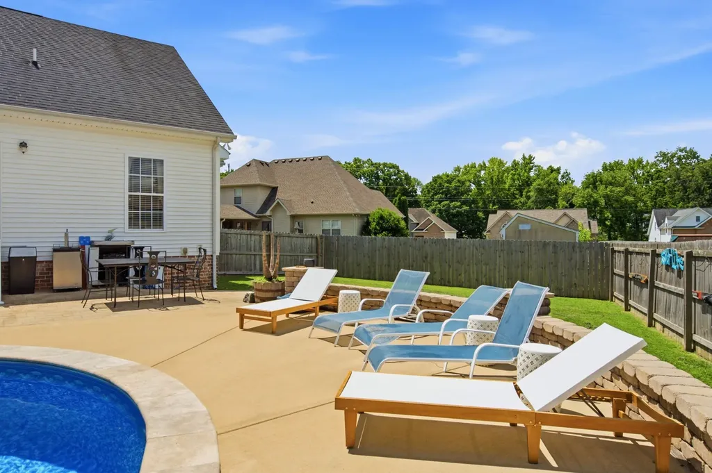 109 Firestede Court White House TN 37188