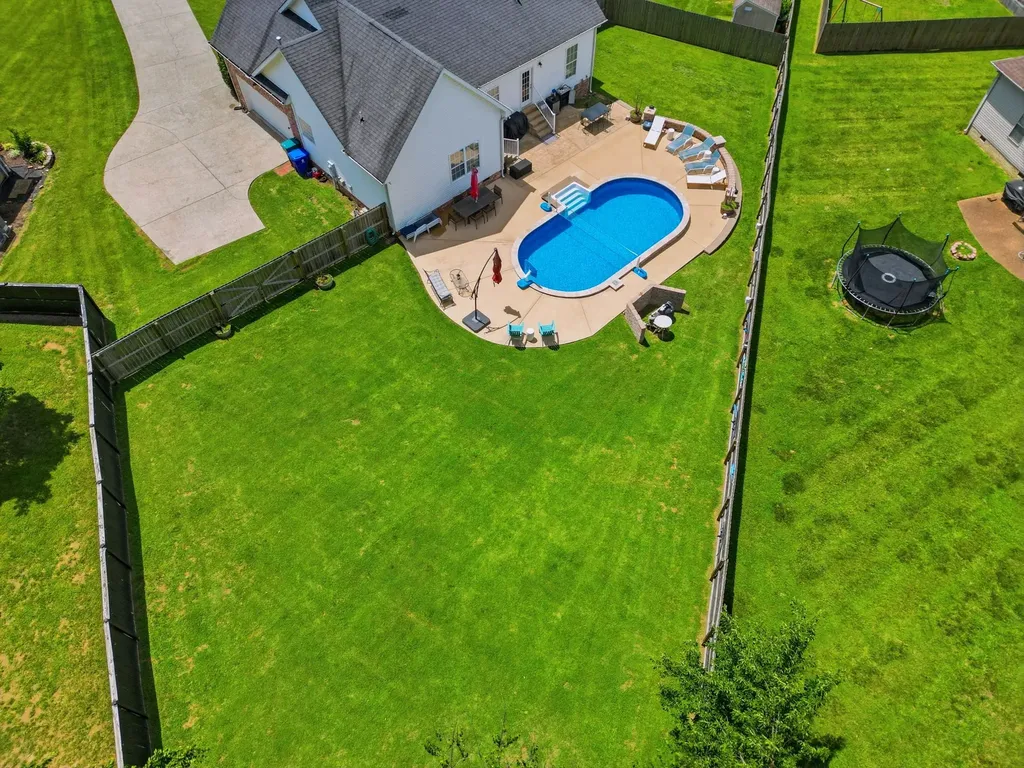 109 Firestede Court White House TN 37188