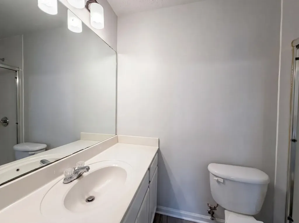 1125 Sima Shabat Court La Vergne TN 37086