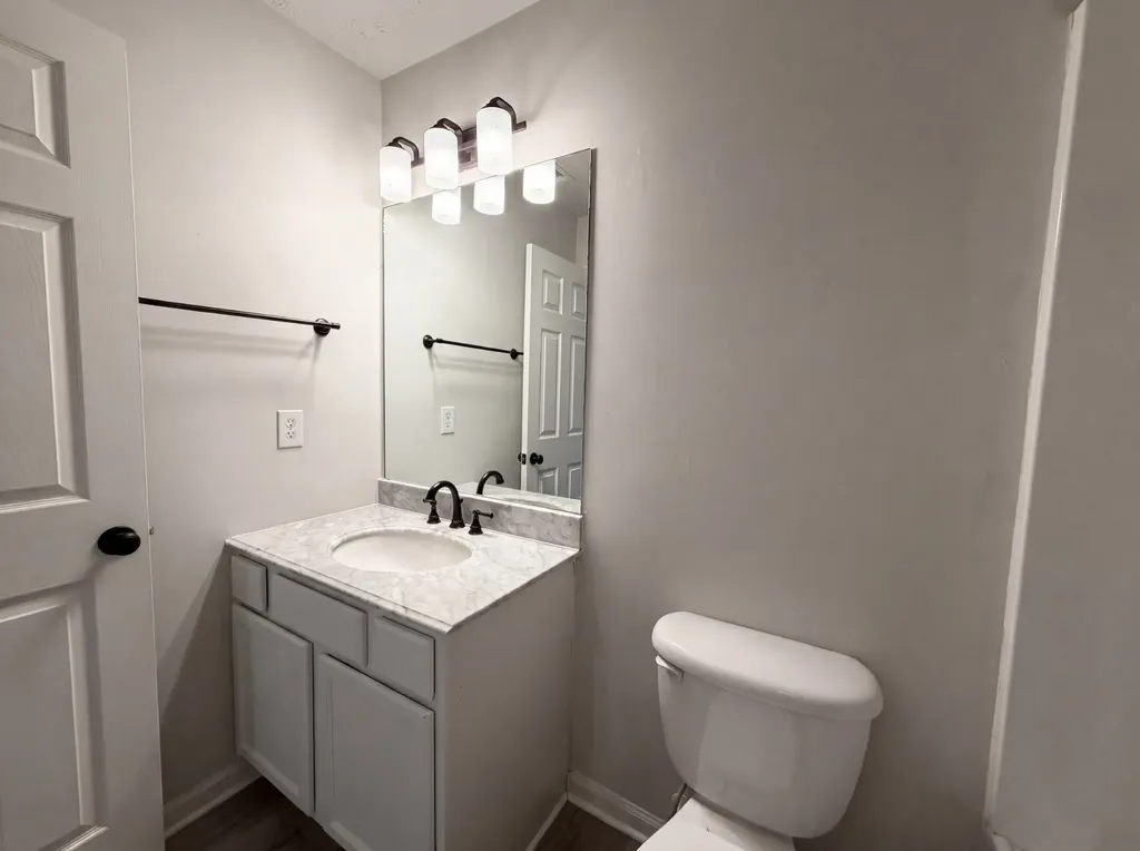 1125 Sima Shabat Court La Vergne TN 37086