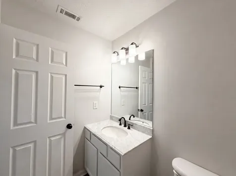1125 Sima Shabat Court La Vergne TN 37086