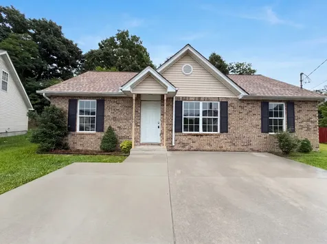 1125 Sima Shabat Court La Vergne TN 37086