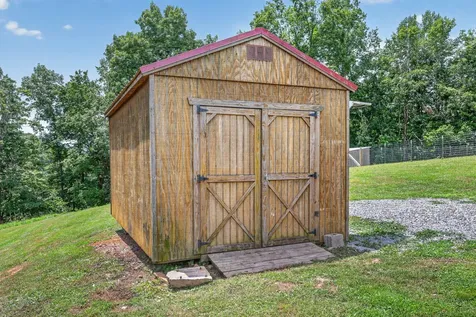 2237 Cold Springs Road Lafayette TN 37083
