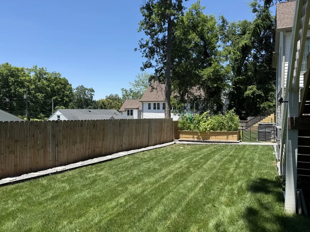 3727 Estes Road Nashville TN 37215
