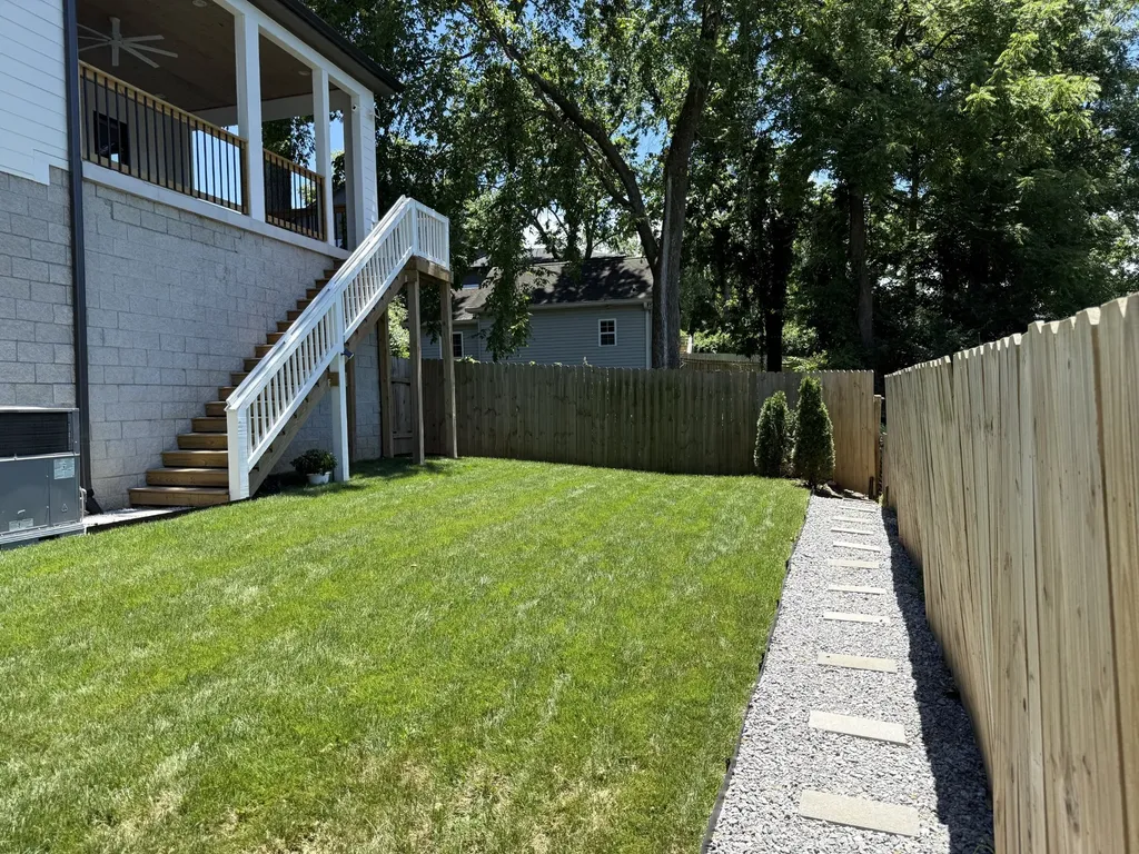 3727 Estes Road Nashville TN 37215