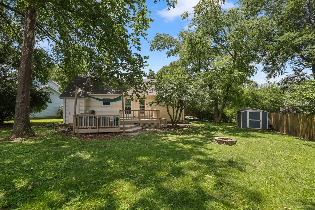 119 Heathcote Court Goodlettsville TN 37072