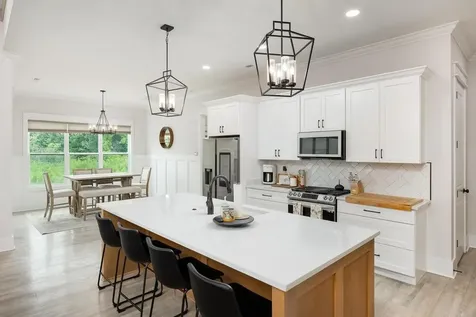 8189 Snowdrop Way Ooltewah TN 37363