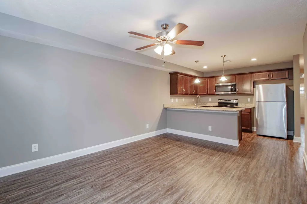 325 Landrum Place Clarksville TN 37043