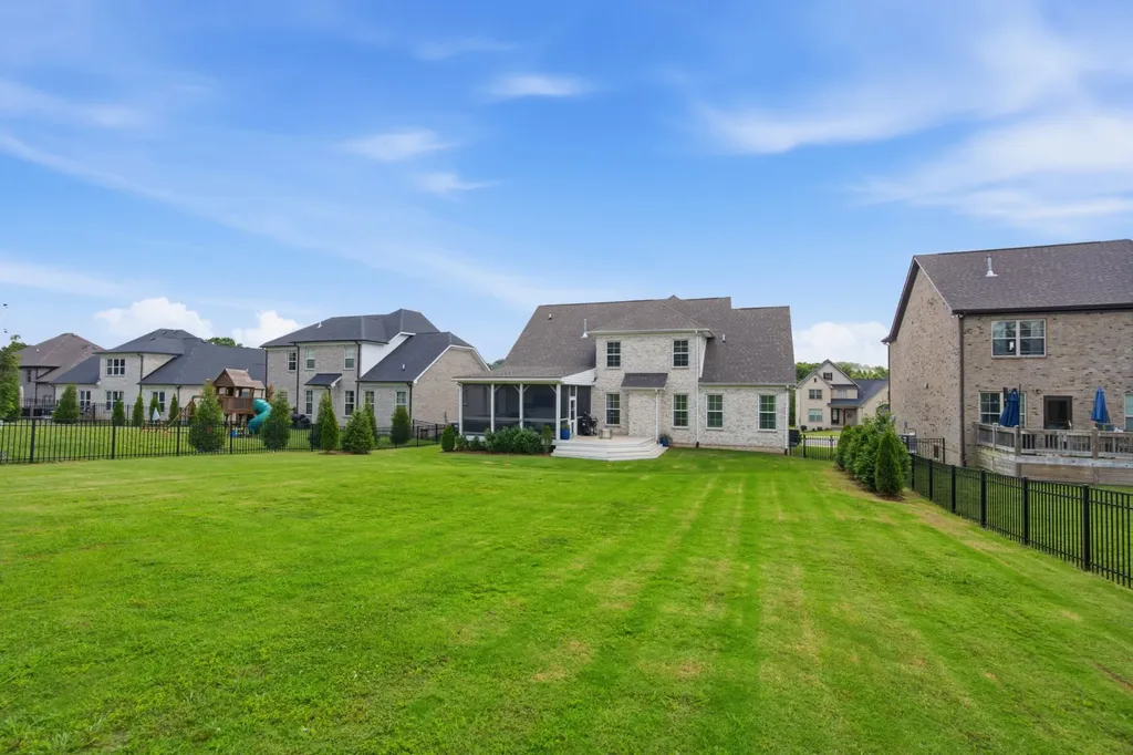 269 Crooked Creek Lane Hendersonville TN 37075