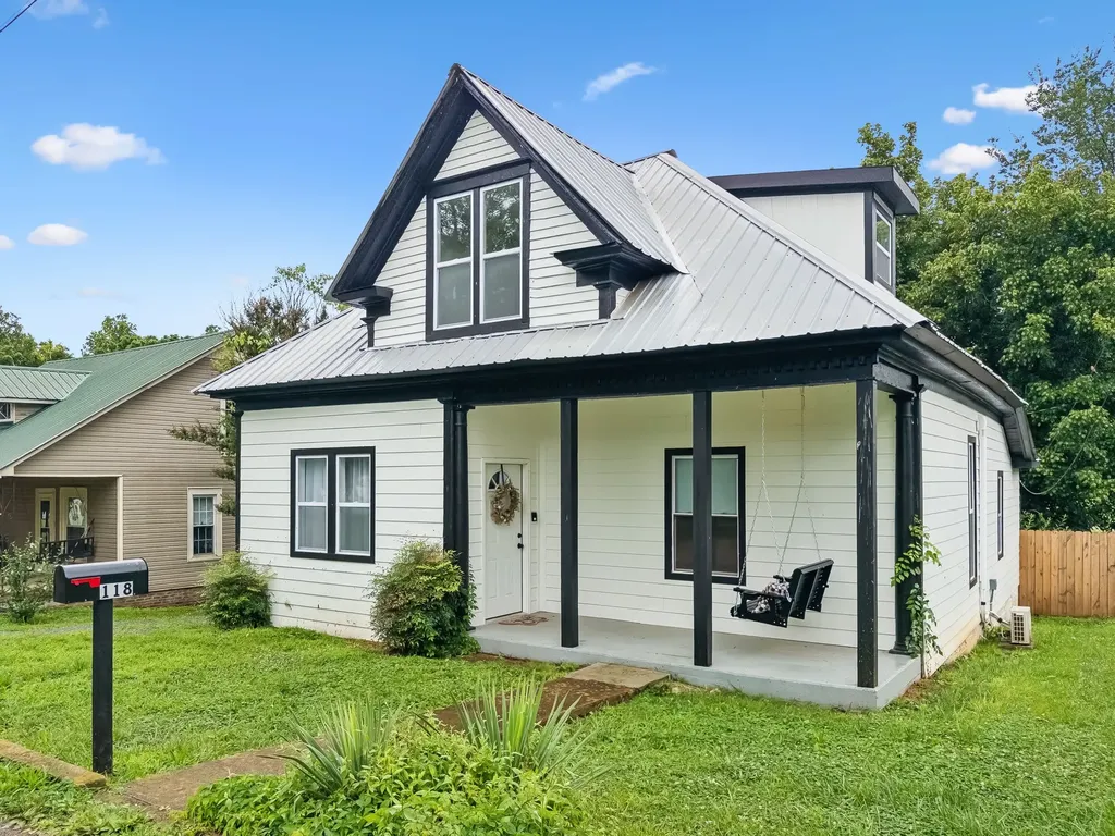 118 Nall Avenue Centerville TN 37033