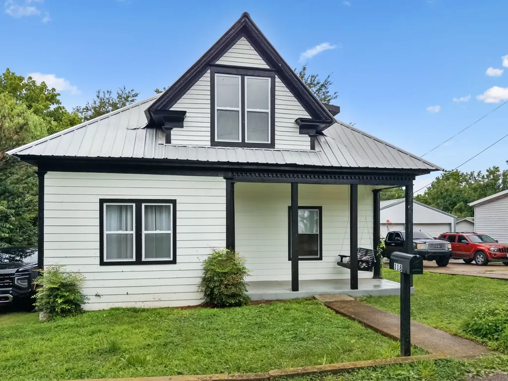 118 Nall Avenue Centerville TN 37033