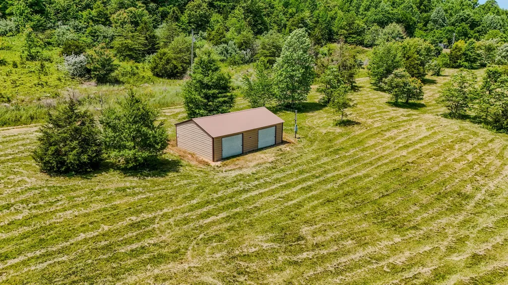 220 Ovilla Lane Lawrenceburg TN 38464
