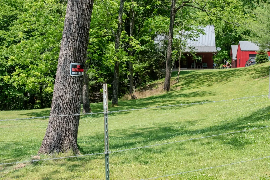220 Ovilla Lane Lawrenceburg TN 38464