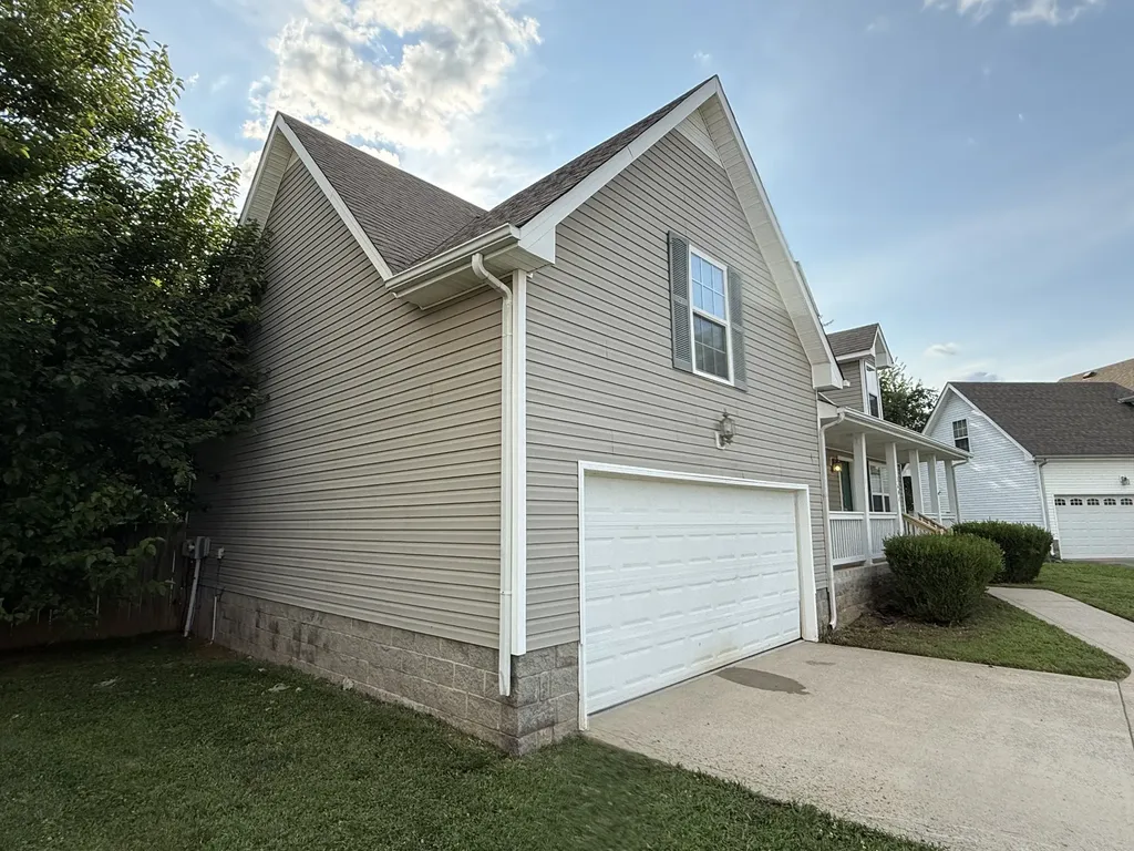 3644 S Naples Court Clarksville TN 37040