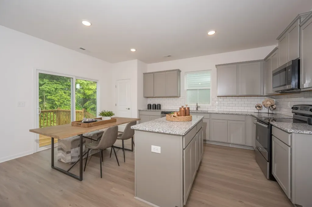 3206 Hearth Hollow Road Columbia TN 38401