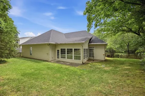 4833 Hampshire Place Hixson TN 37343