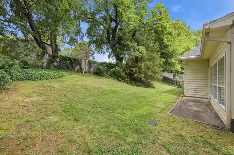4833 Hampshire Place Hixson TN 37343