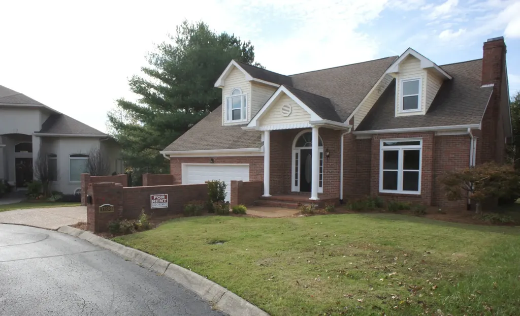 1138 Fairways Lebanon TN 37087