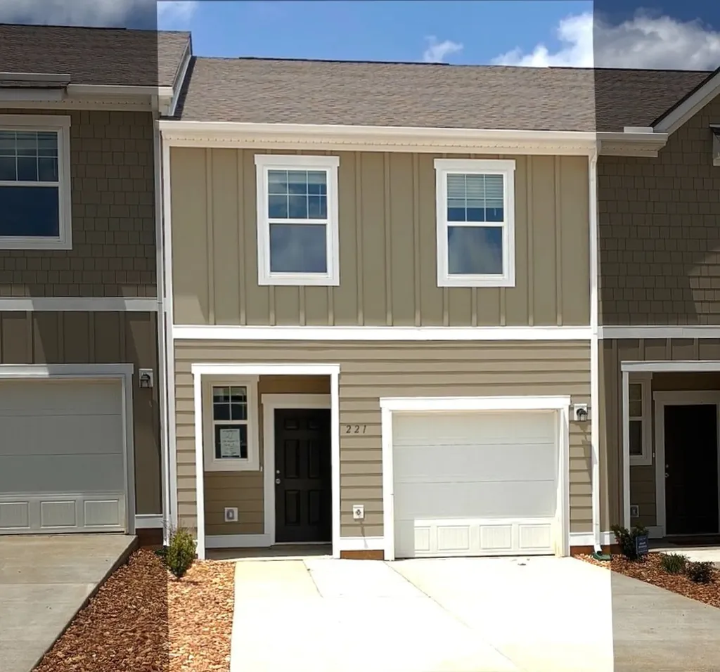 221 Darlington Drive Dickson TN 37055