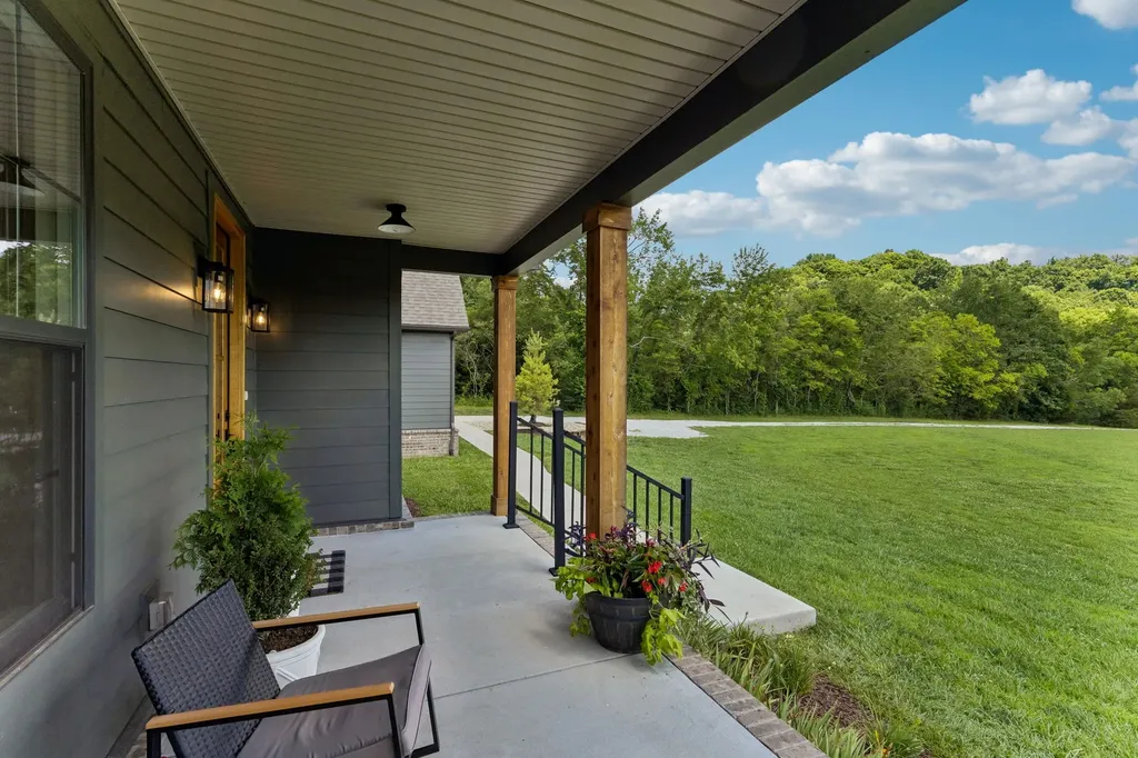 1495 Jacobs Road Columbia TN 38401