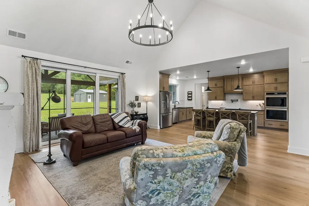 1495 Jacobs Road Columbia TN 38401