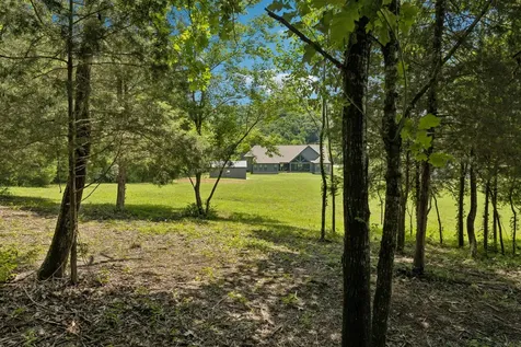 1495 Jacobs Road Columbia TN 38401
