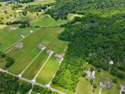 1495 Jacobs Road Columbia TN 38401