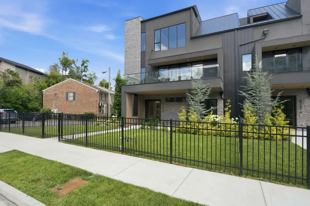 3122B Belwood Street Nashville TN 37203