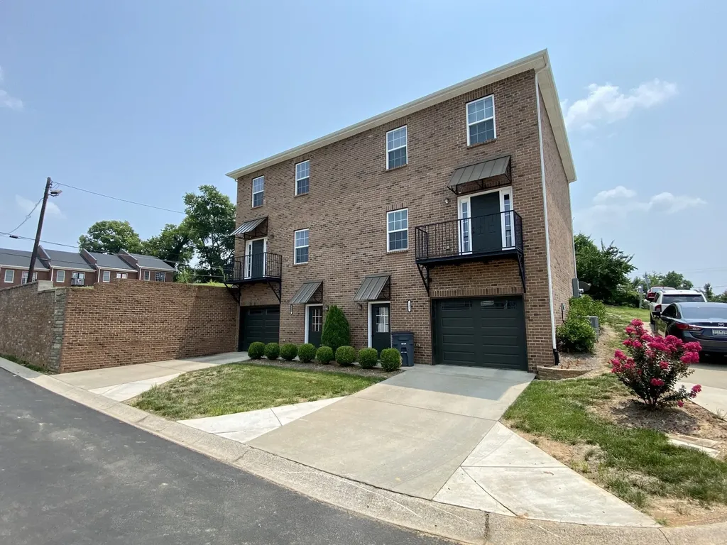 123 Bogard Lane Clarksville TN 37040