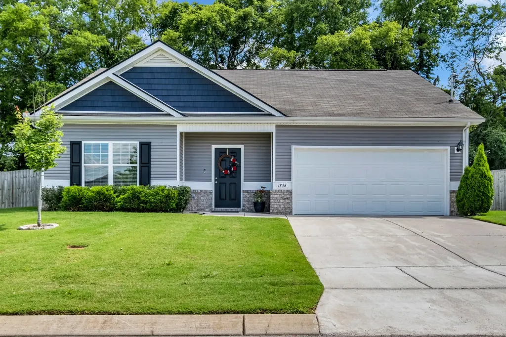1838 Holdens Hollow Columbia TN 38401