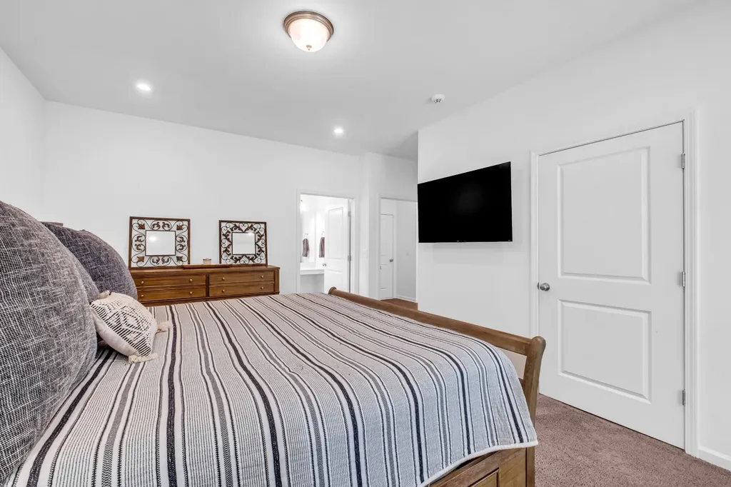 1838 Holdens Hollow Columbia TN 38401