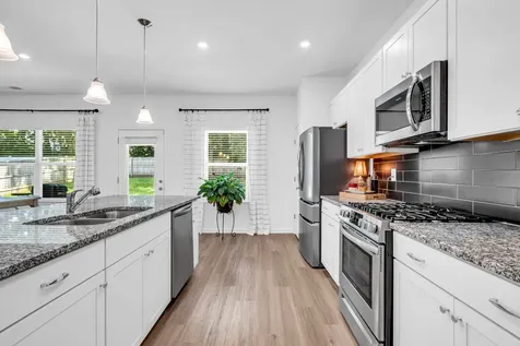 1838 Holdens Hollow Columbia TN 38401