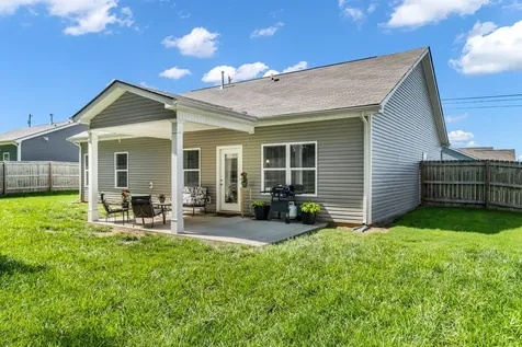 1838 Holdens Hollow Columbia TN 38401
