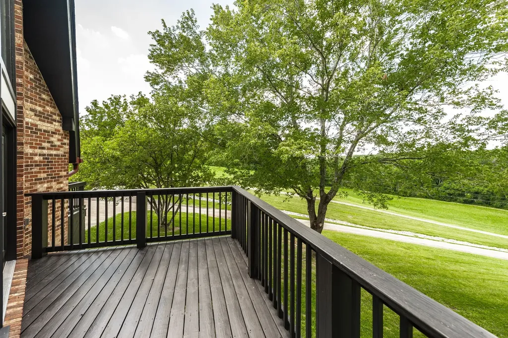 6040 New Cut Road Greenbrier TN 37073