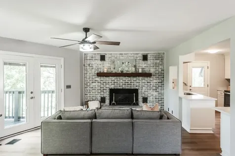 6040 New Cut Road Greenbrier TN 37073