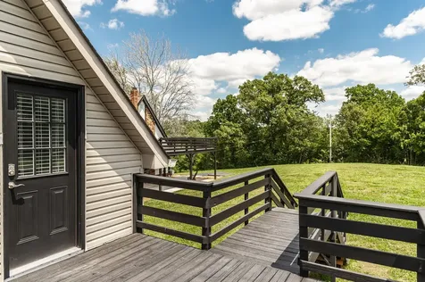 6040 New Cut Road Greenbrier TN 37073