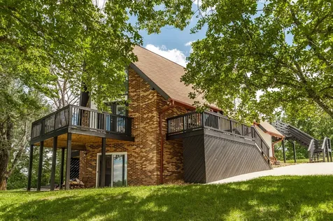 6040 New Cut Road Greenbrier TN 37073