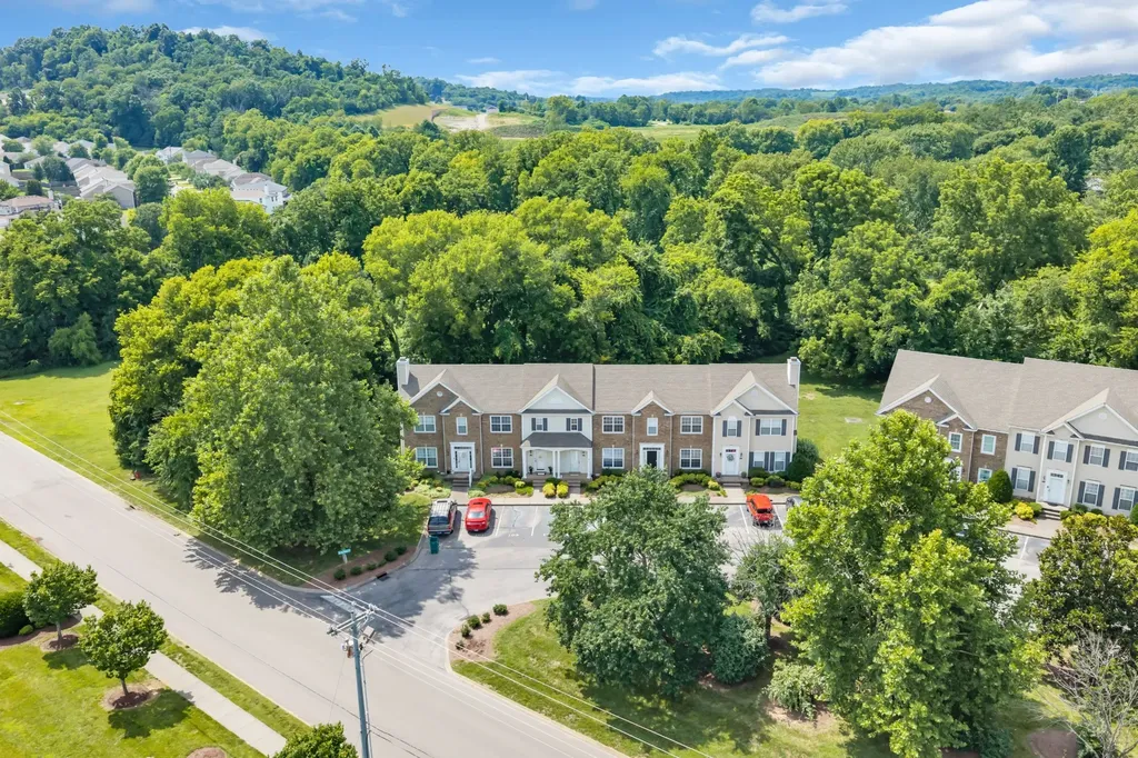 103 New Port Meadows Circle Thompsons Station TN 37179