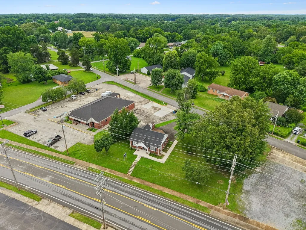4411 Hwy 70, E White Bluff TN 37187