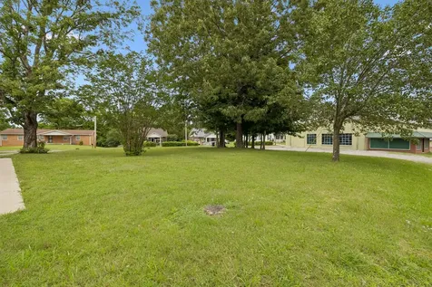 4411 Hwy 70, E White Bluff TN 37187