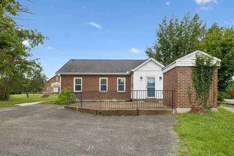 4411 Hwy 70, E White Bluff TN 37187
