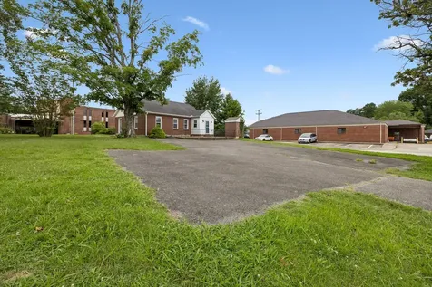 4411 Hwy 70, E White Bluff TN 37187